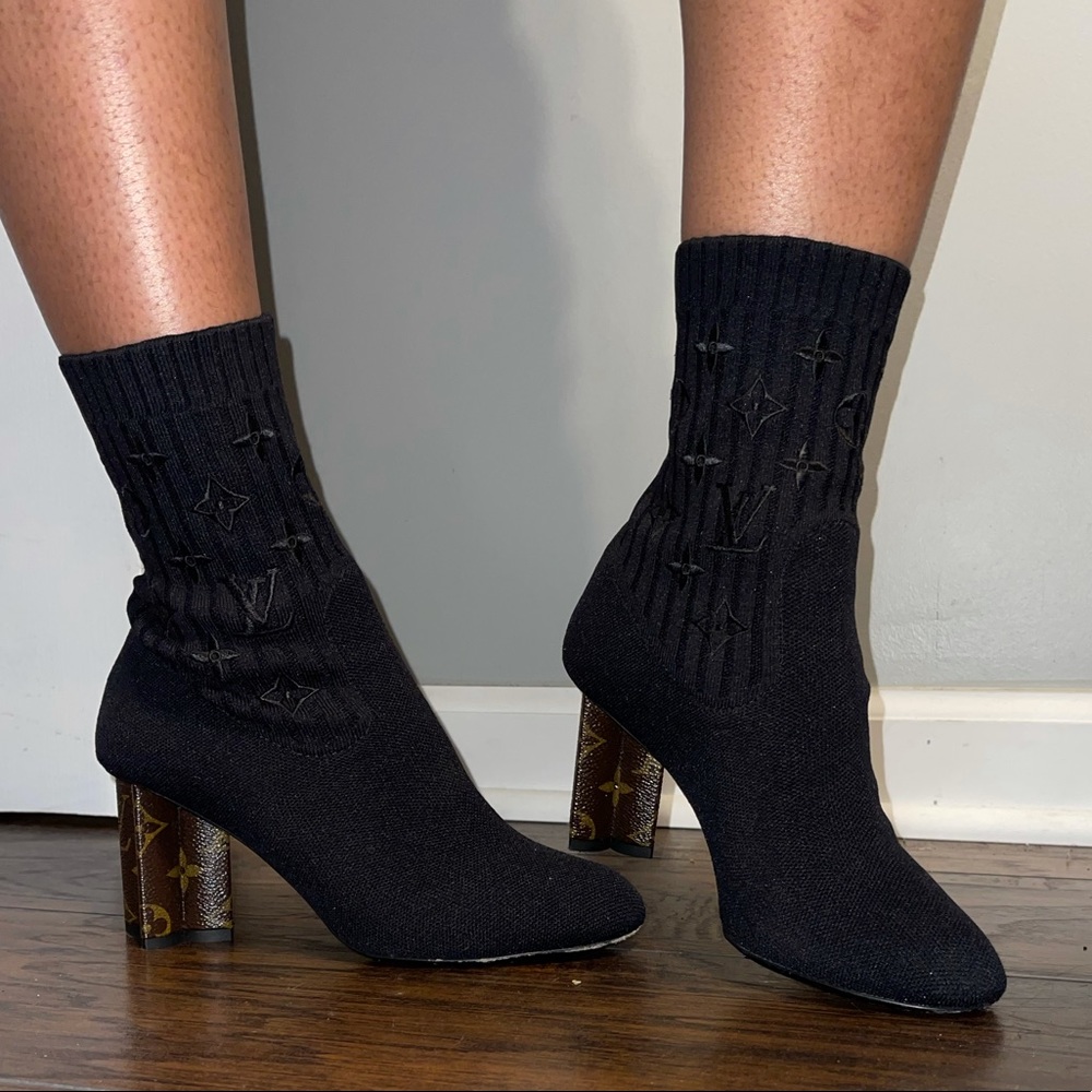 Louis Vuitton silhouette ankle boots